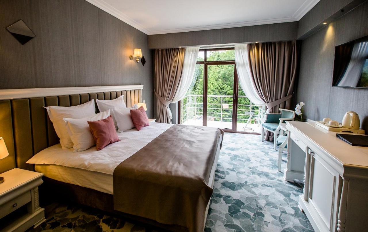 Hotel Carpat Inn Azuga Zewnętrze zdjęcie