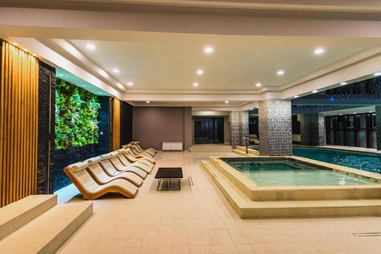 Hotel Carpat Inn Azuga Zewnętrze zdjęcie