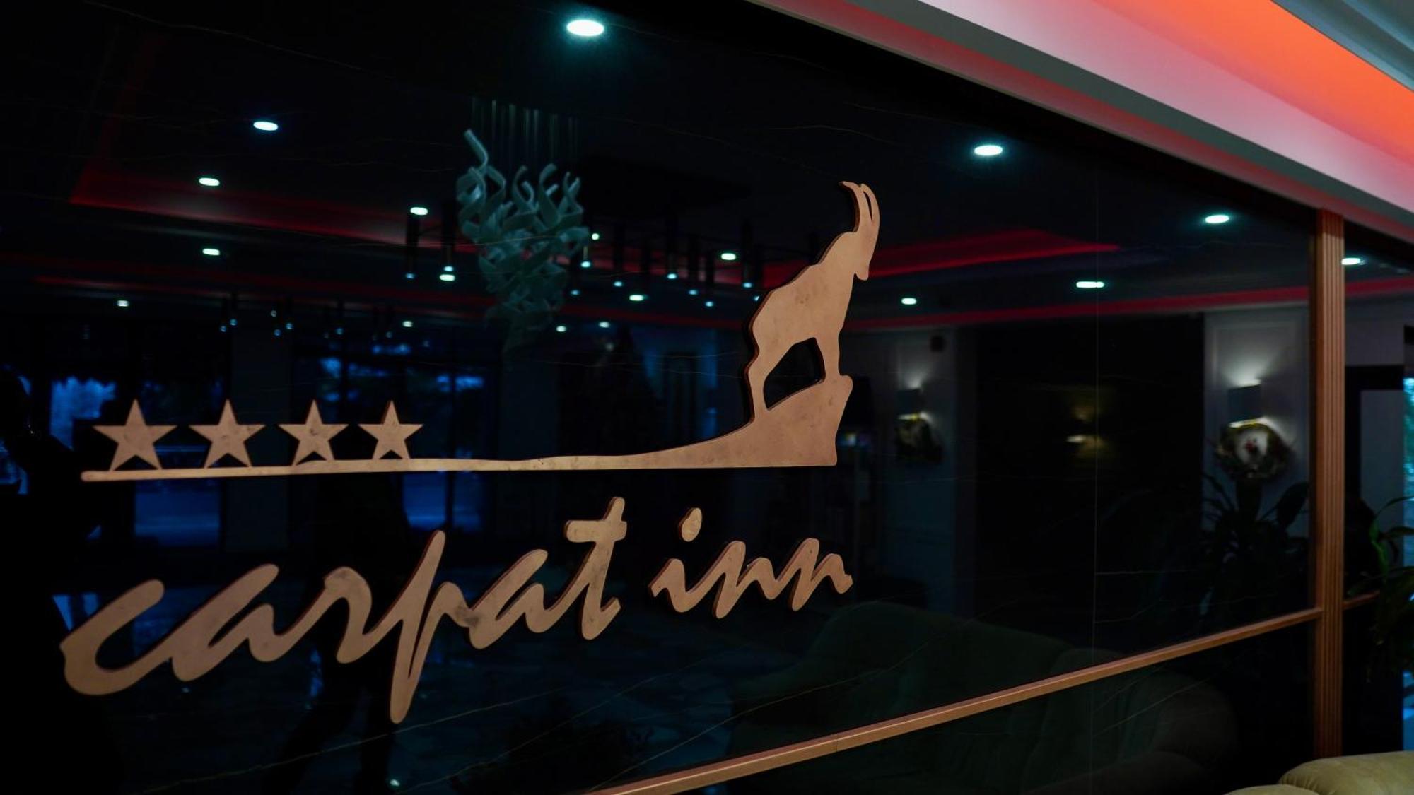 Hotel Carpat Inn Azuga Zewnętrze zdjęcie
