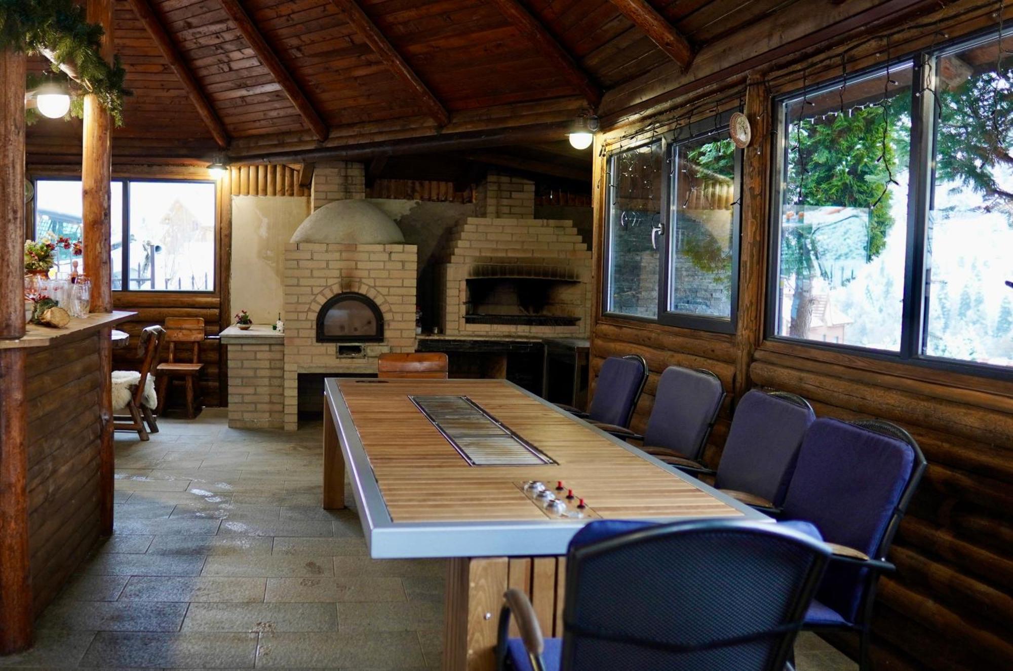 Hotel Carpat Inn Azuga Zewnętrze zdjęcie